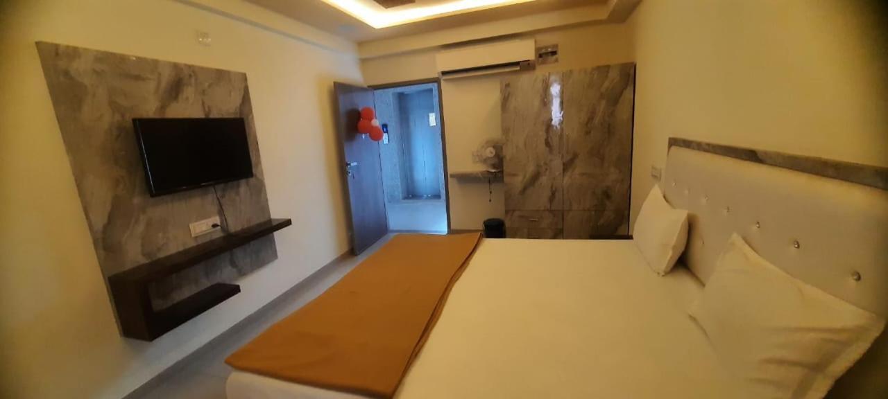 Hotel Ggc Inn Ahmedabad Ngoại thất bức ảnh