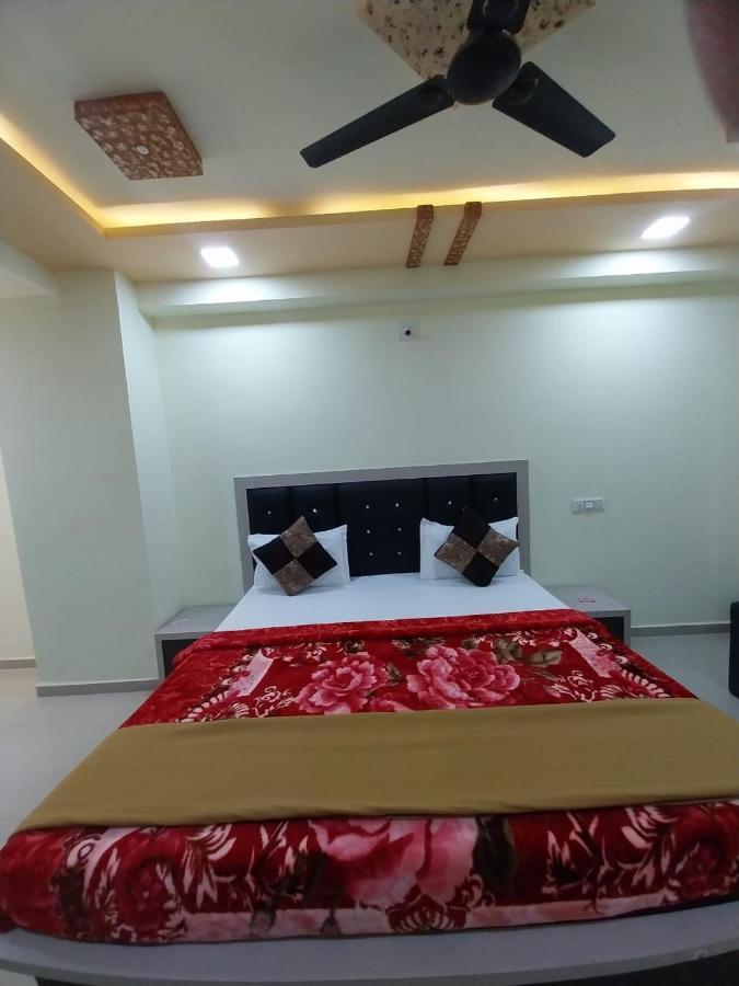 Hotel Ggc Inn Ahmedabad Ngoại thất bức ảnh