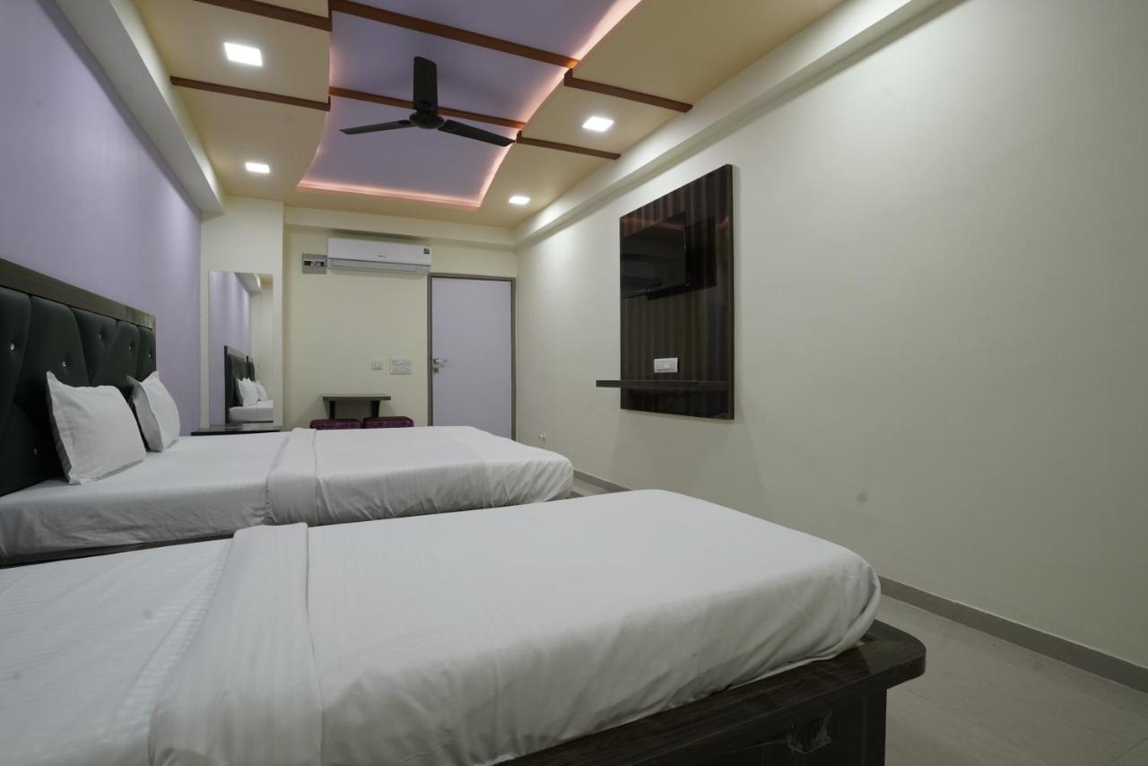 Hotel Ggc Inn Ahmedabad Ngoại thất bức ảnh